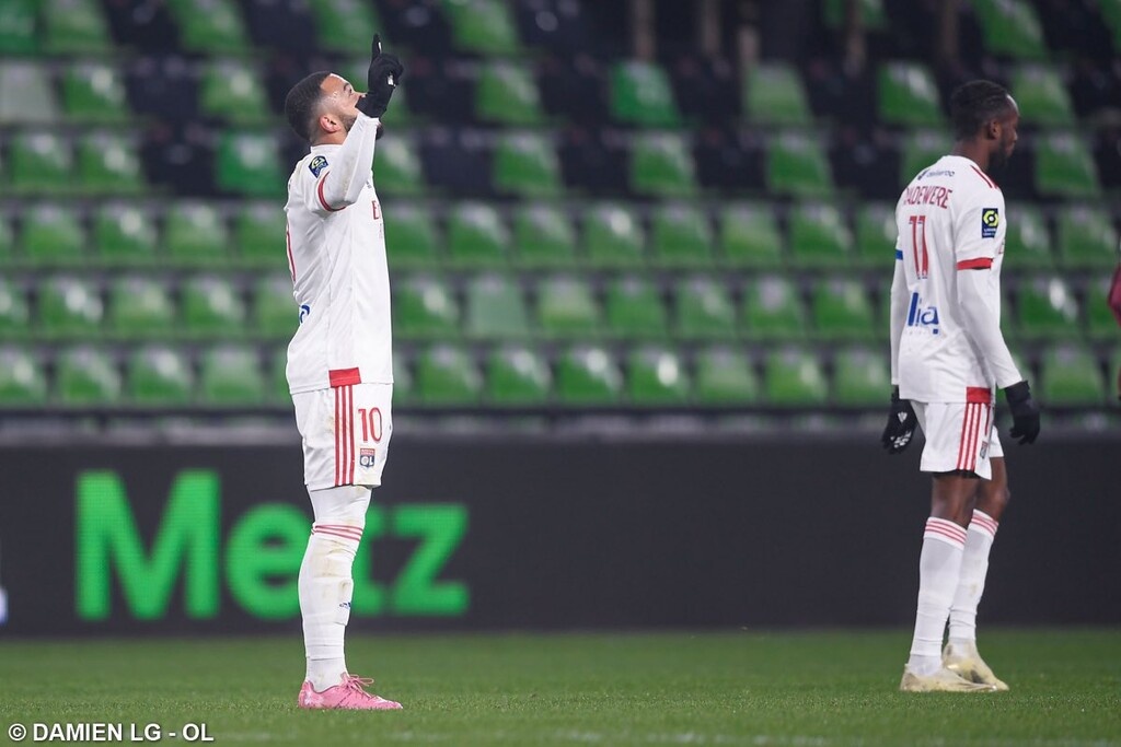 Ligue1: Τριάρα η Λιόν και δεύτερη θέση (photos)