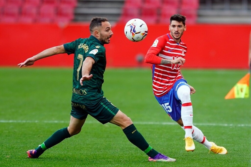 La Liga: Γλίτωσε το… κάζο στις καθυστερήσεις η Γρανάδα!