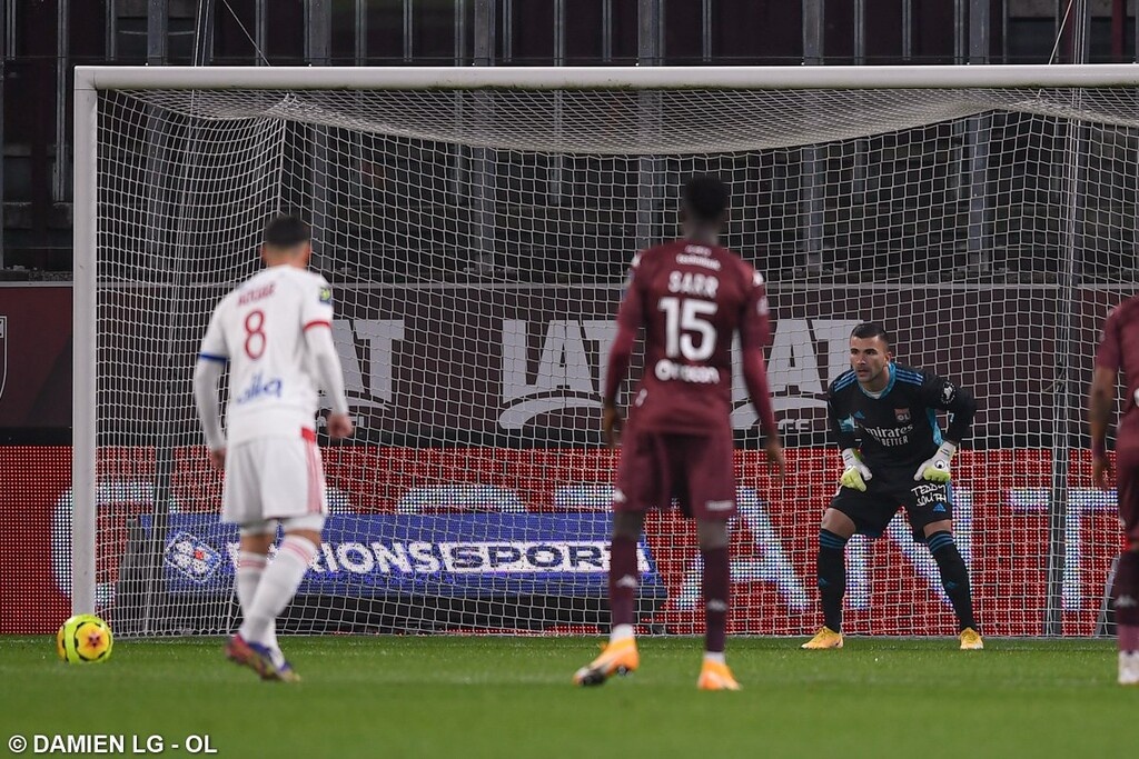 Ligue1: Τριάρα η Λιόν και δεύτερη θέση (photos)