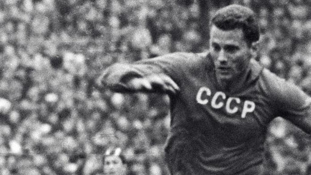 Θλίψη: «Έφυγε» θρύλος της δεκαετίας του 60' (photos+video)