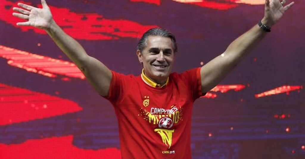 Βίρτους Μπολόνια: Το «άκυρο» από Σκαριόλο και οι φήμες για Ομπράντοβιτς (photos)