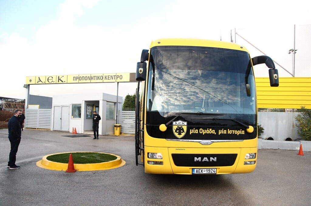 ΑΕΚ: Αναχώρησε για Λέστερ