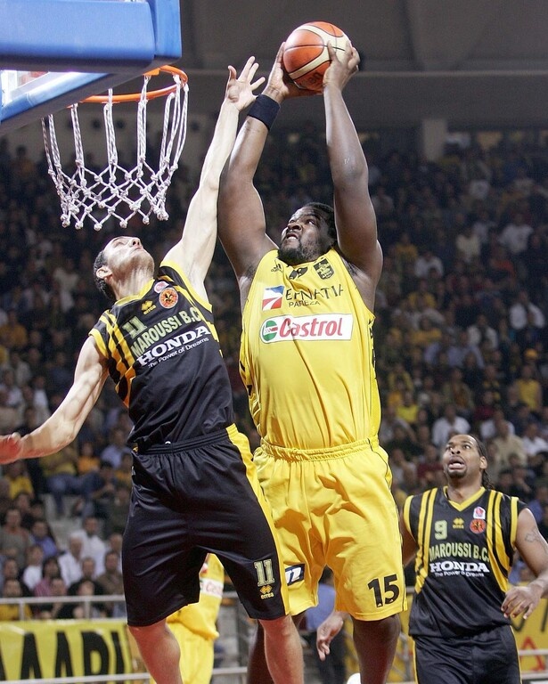 Άρης: Οι ευχές και το «ευχαριστώ» στο Σοφοκλή Σχορτσιανίτη (photos)