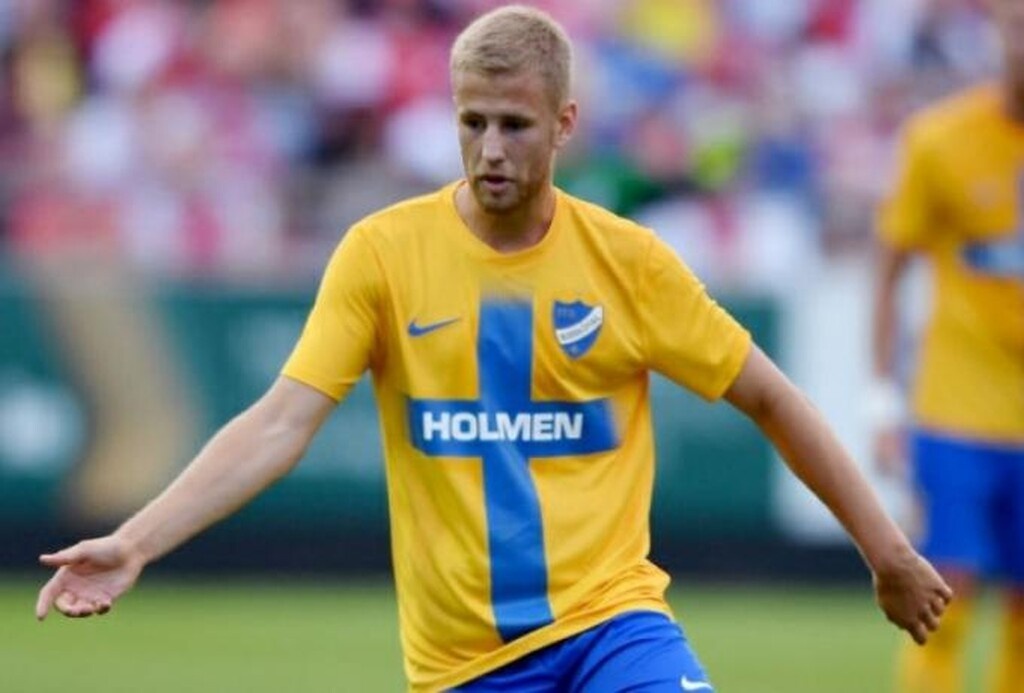 Ολυμπιακός: Ένας «Βίκινγκ» για την άμυνα (photos+video)