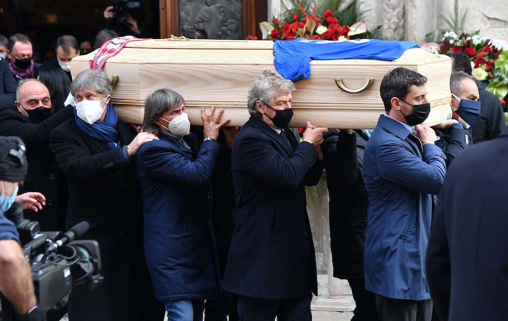 Πάολο Ρόσι: Το τελευταίο αντίο στον σπουδαίο Ιταλό (photos+video)