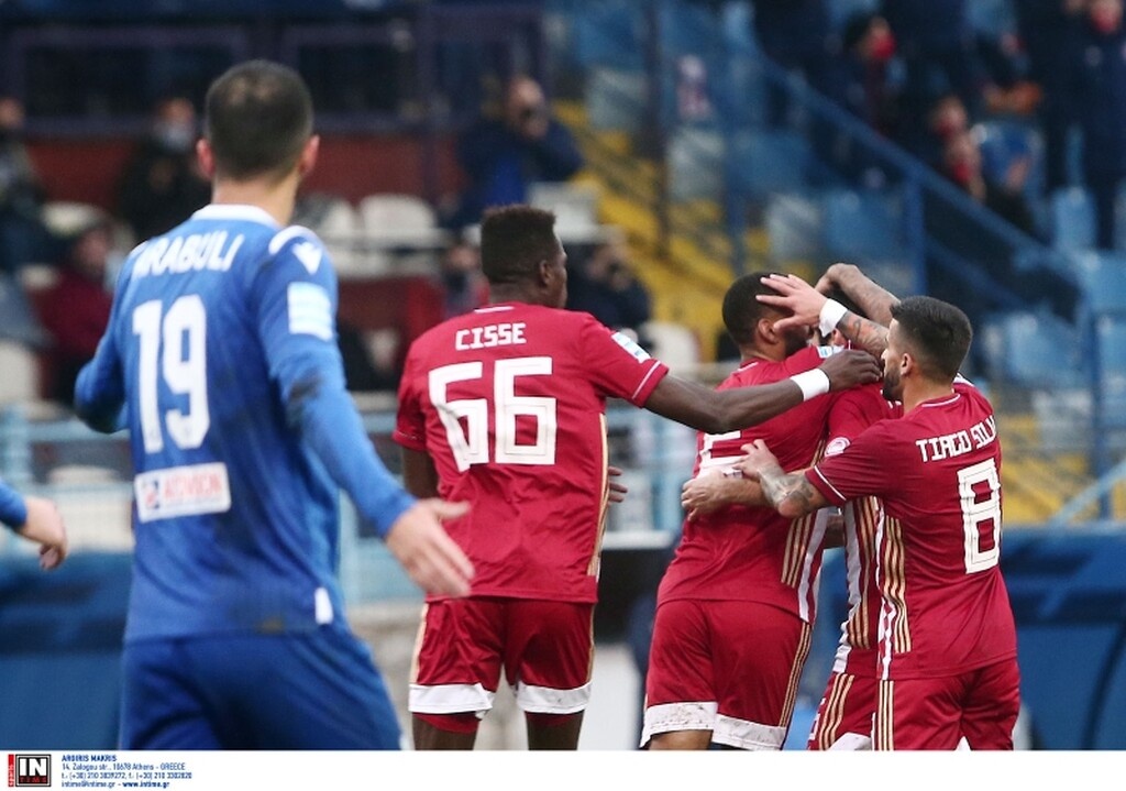 Λαμία-Ολυμπιακός: Το γκολ του Μπουχαλάκη και η «παγωμάρα» με Σεμέδο