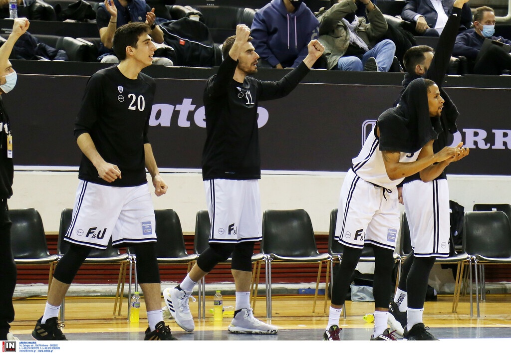 ΠΑΟΚ - Άρης: Buzzer beater από το «σπίτι» του ο Παπαντωνίου (video+photos)