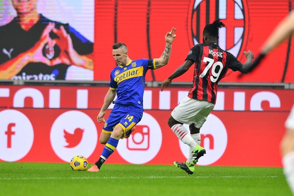 Serie A: Γλίτωσε την ήττα στις καθυστερήσεις η Μίλαν!