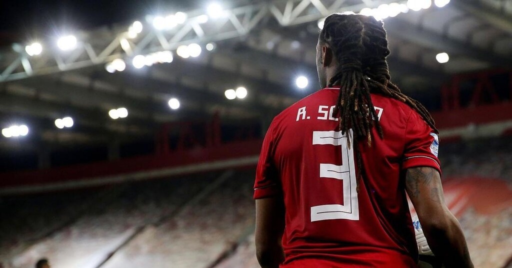 Ολυμπιακός: Η αινιγματική απάντηση Σεμέδο για μεταγραφή στη Λίβερπουλ (photos)