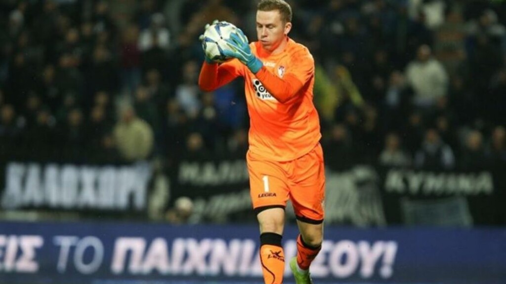 Ολυμπιακός-ΑΕΛ: Έρευνα της FIFA για τη μεταγραφή του Κρίστινσον (photos)