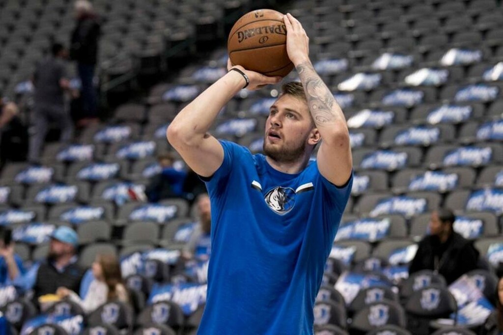 NBA: Παραδέχτηκε την... κοιλίτσα ο Ντόντσιτς (photos)