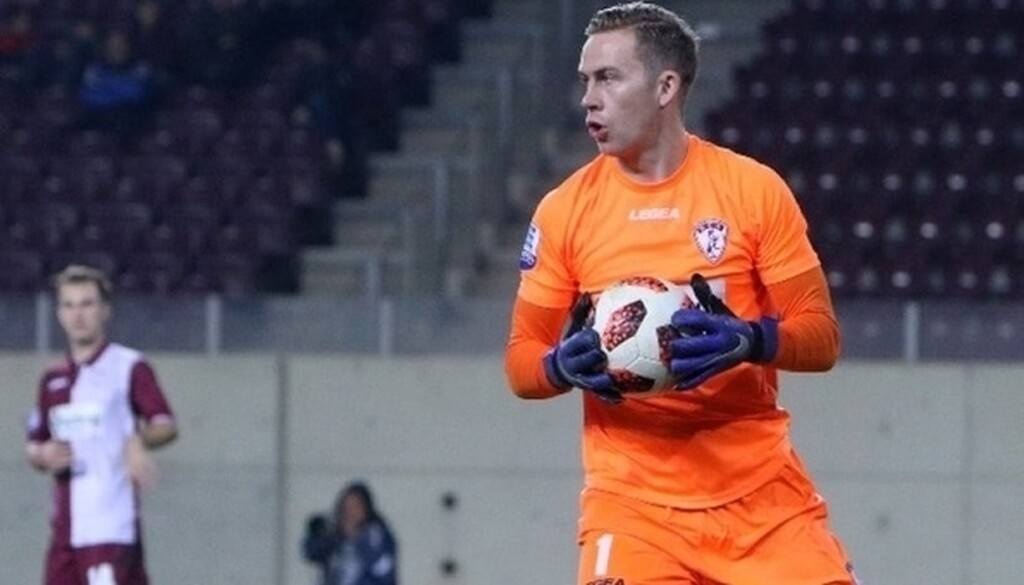 Ολυμπιακός-ΑΕΛ: Έρευνα της FIFA για τη μεταγραφή του Κρίστινσον (photos)