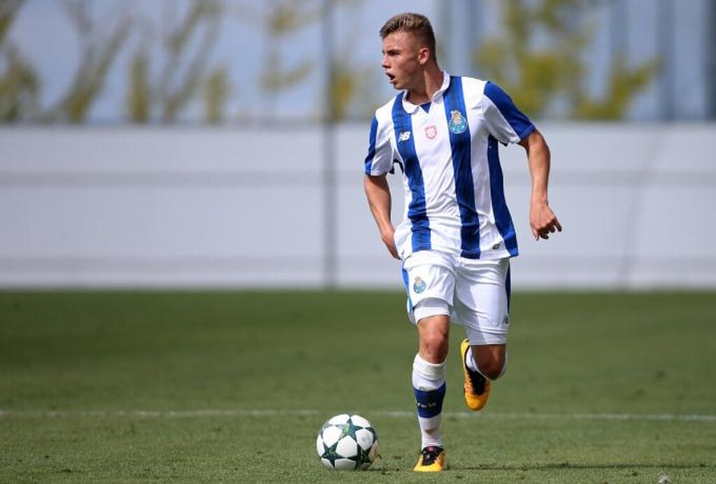 Ολυμπιακός: Στα ραντάρ νέο στόχος για τα αριστερά (photos)