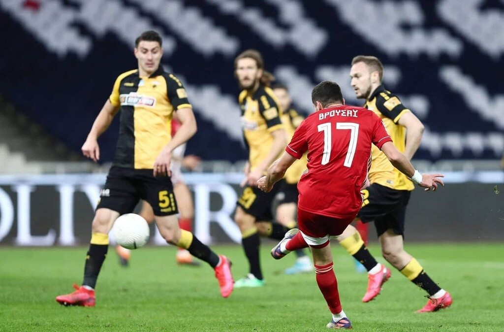 Super League: Η βαθμολογία μετά την ισοπαλία στο ντέρμπι (photos)