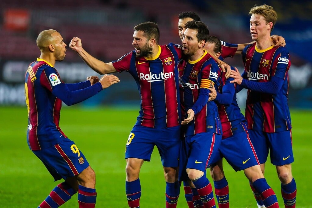 La Liga: Έδειξε χαρακτήρα και πήρε νίκη με ανατροπή στο ντέρμπι η Μπαρτσελόνα (video)