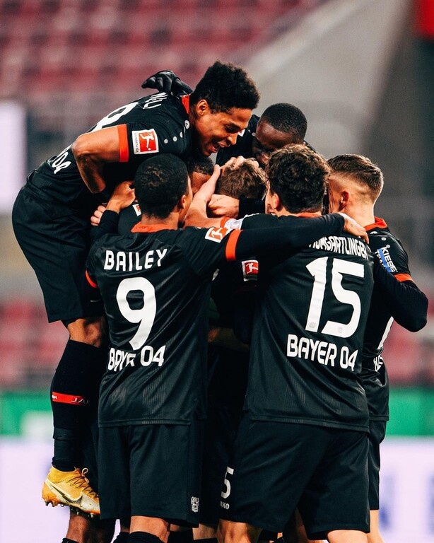 Bundesliga: Kορυφή η Λεβερκούζεν, ακολουθούν Μπάγερν, Λειψία (video+photos)