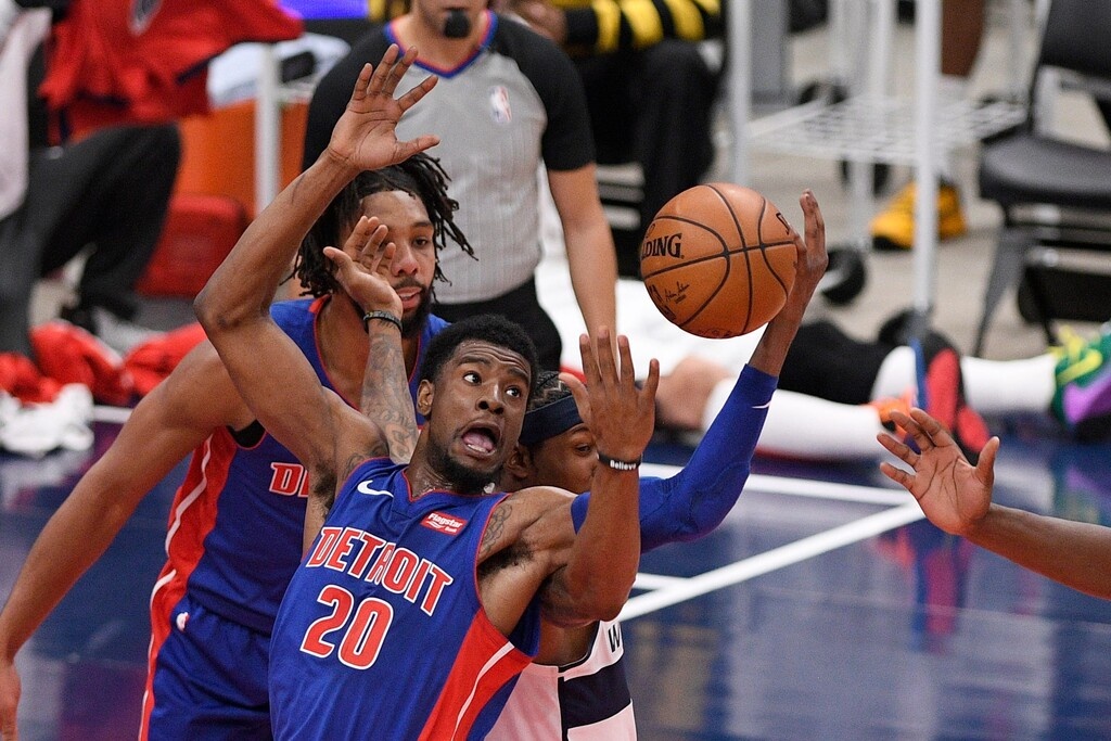 NBA: Χαμός και σύρραξη σε παιχνίδι προετοιμασίας - Έβαλε τα γέλια σούπερ σταρ (photos+video)