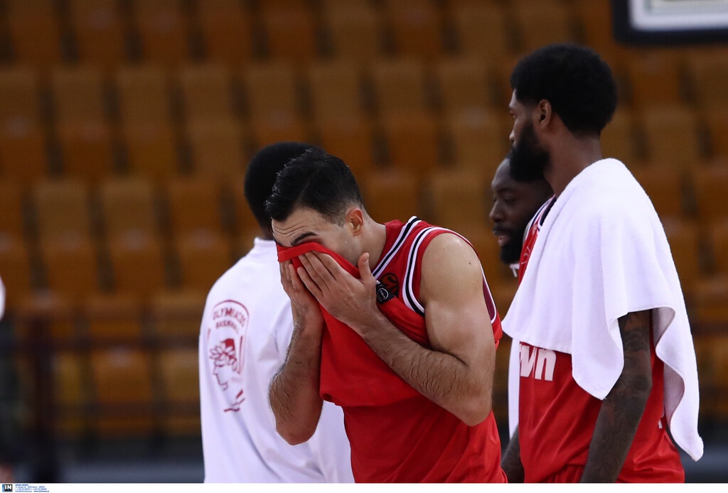 Ολυμπιακός: Έγραψε ιστορία ο Σλούκας (photos)