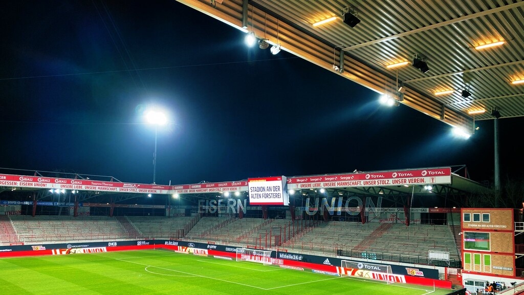 Bundesliga: Έγραψε ιστορία ο Μουκόκο, έχασε η Ντόρτμουντ! (Videos)