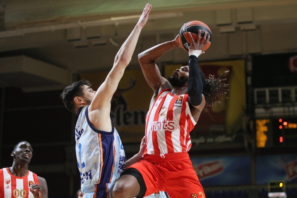 Ερυθρός Αστέρας-Βαλένθια 76-73: Δια χειρός Λόιντ!