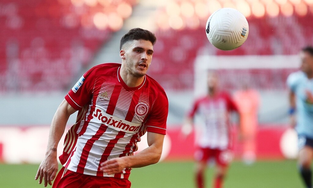 Ολυμπιακός: Σενάρια για Βινάγκρε και Μπράγκα