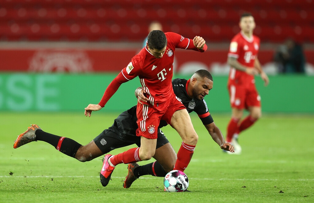 Bundesliga: Ο κορυφαίος του 2020 έστειλε τη Μπάγερν στη κορυφή!(video+photos)