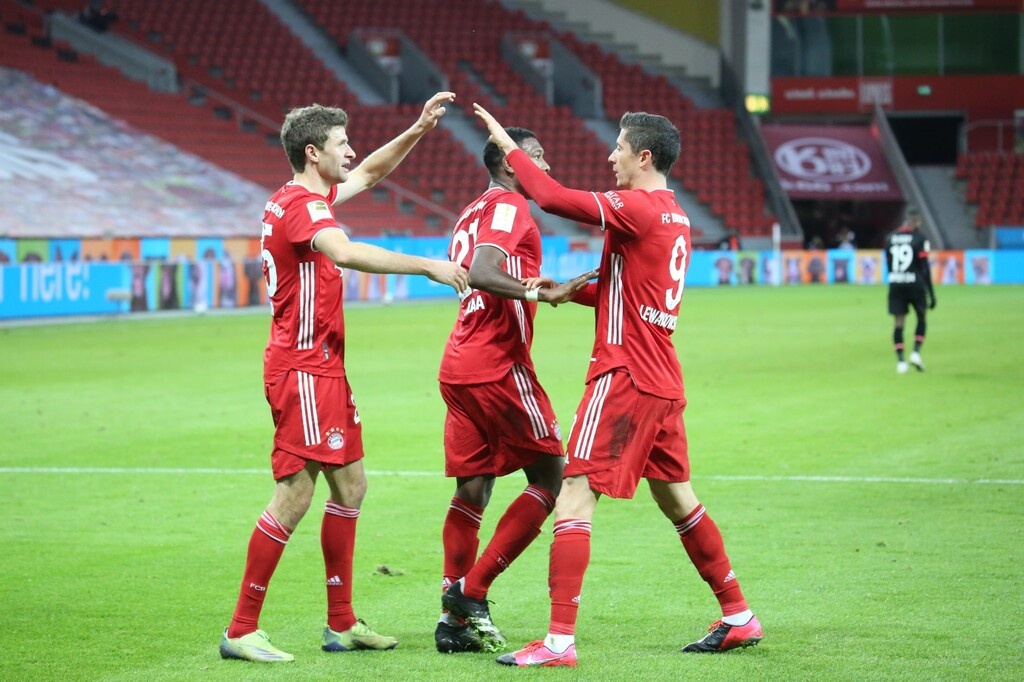 Bundesliga: Ο κορυφαίος του 2020 έστειλε τη Μπάγερν στη κορυφή!(video+photos)