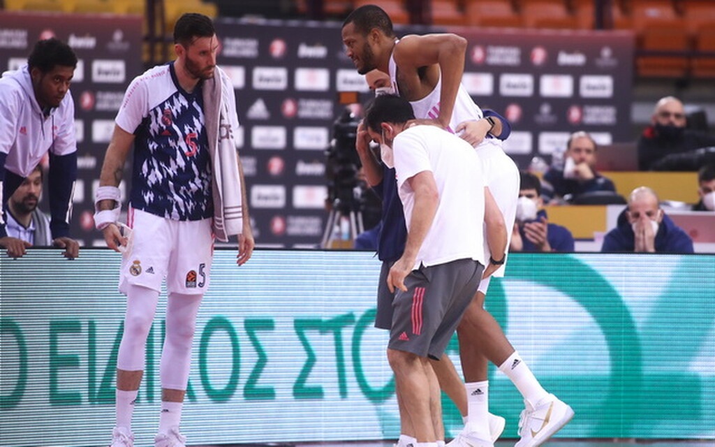 Ρεάλ Μαδρίτης: Σοκ με Ράντολφ - Χάνει τη σεζόν (photos+video)