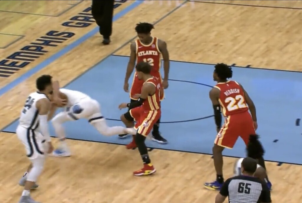 NBA: Ένταση και παραλίγο σύρραξη στο Χοκς-Γκρίζλις (video+photo)