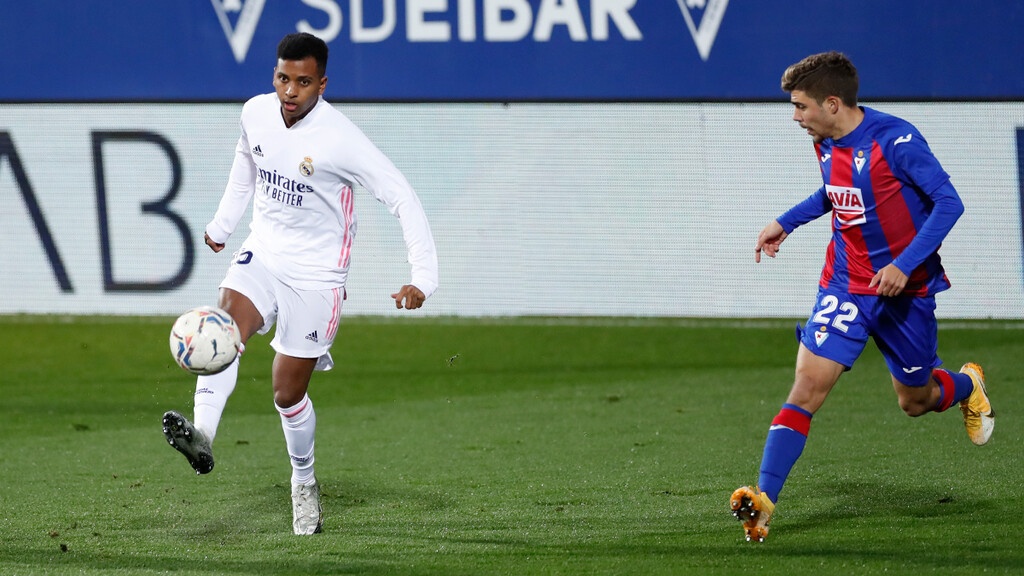 La Liga: «Έπιασε» την Ατλέτικο η Ρεάλ! (Video)
