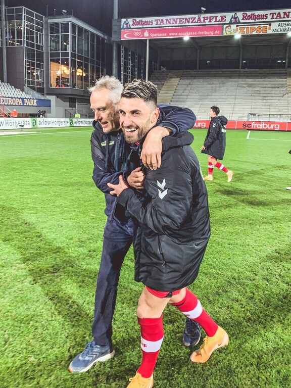 Bundesliga: Καταιγιστική η Φράιμπουργκ, σκόρπισε την Χέρτα! (video+photos)