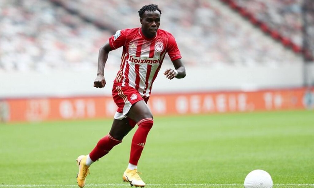 Ολυμπιακός: Η απάντηση του Μπρούμα (photos)