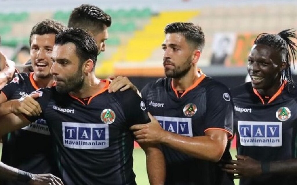 Τουρκία: Θύμα έκπληξης οι τρεις Έλληνες της πρωτοπόρου Αλάνιασπορ