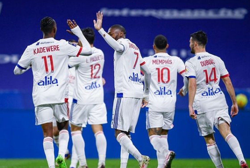 Ligue 1: Χριστούγεννα στο ρετιρέ για Λιόν και Λιλ, ακολουθεί η Παρί! (photos)