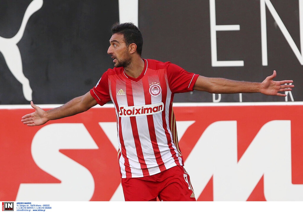 Ολυμπιακός: Ο Χασάν κρίνει τον επιθετικό (photos)