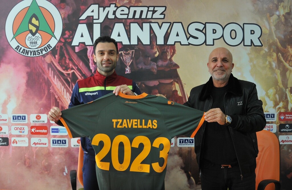 Ανανέωσε ως το 2023 ο Τζαβέλλας (video+photos)