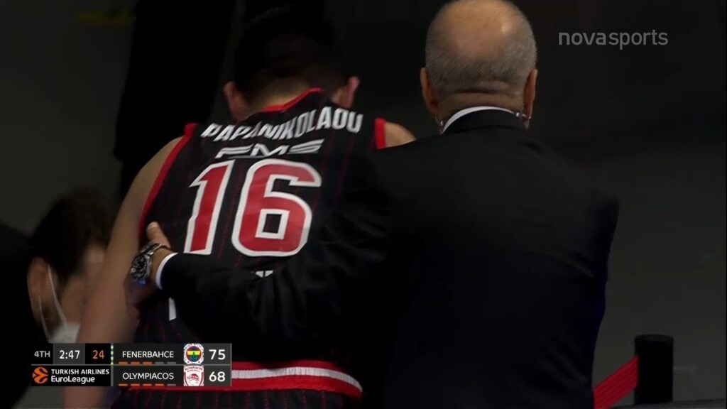 Ολυμπιακός: Πρόβλημα στον ώμο ο Παπανικολάου