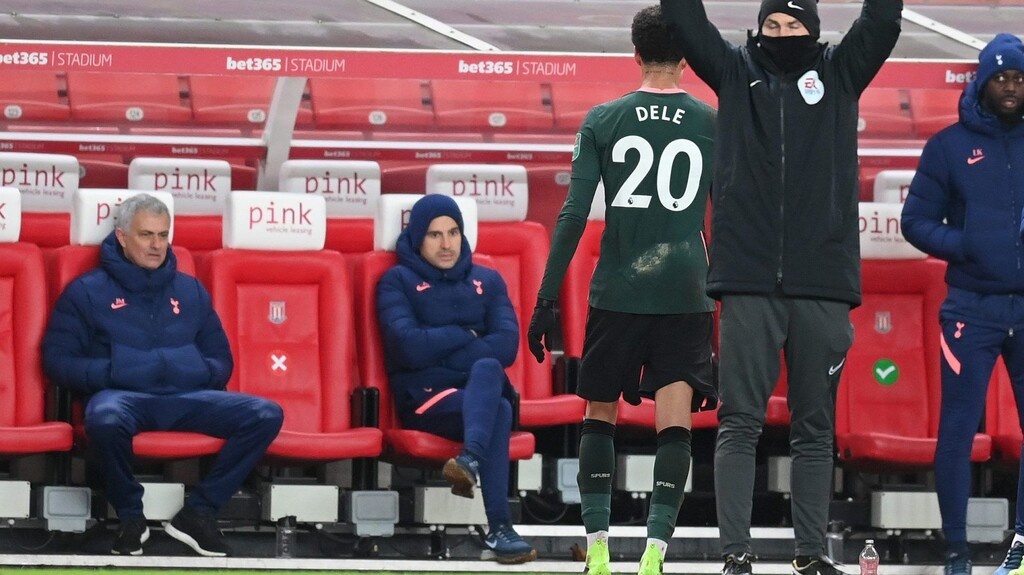 Τότεναμ: Έξαλλος στην αλλαγή του ο Ντέλε Άλι - Απίστευτες εικόνες (photos)