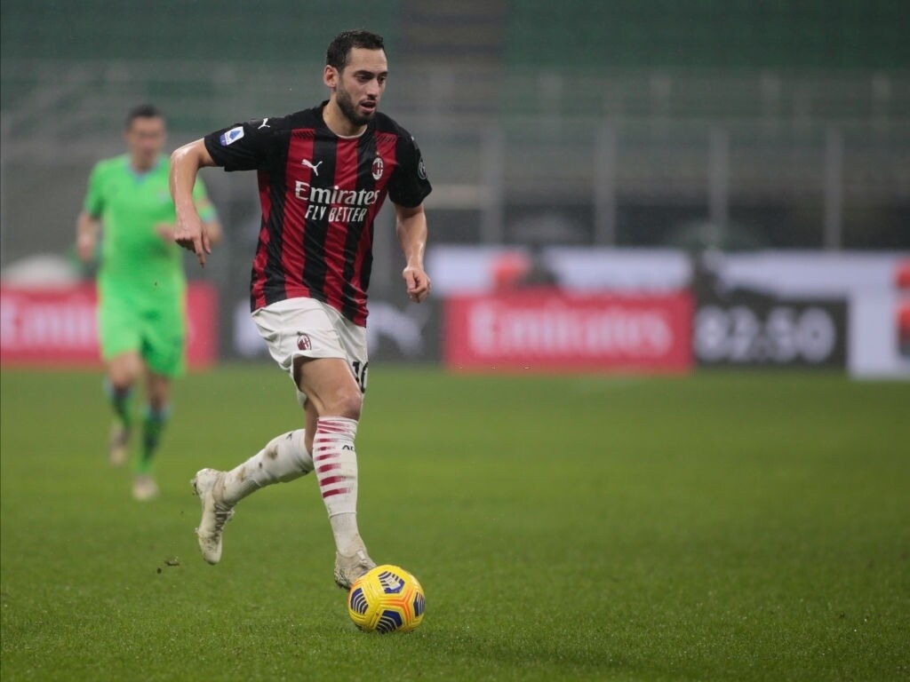 Μίλαν: Προς παραμονή ο Τσαλχάνογλου! (Photos)