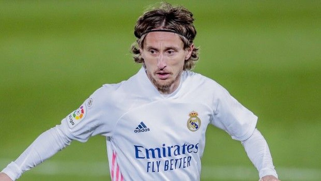 Ρεάλ Μαδρίτης: «Δένει» τον Λούκα Μόντριτς (photos+video)