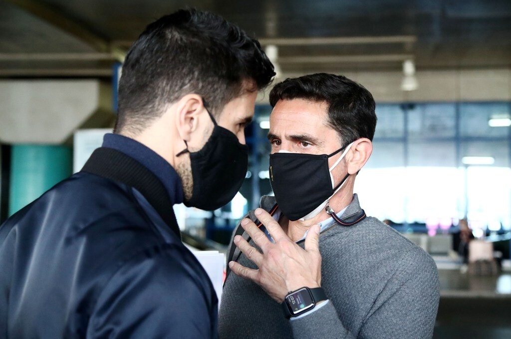 Χιμένεθ: «Ξεκινάω άμεσα δουλειά στην ΑΕΚ»