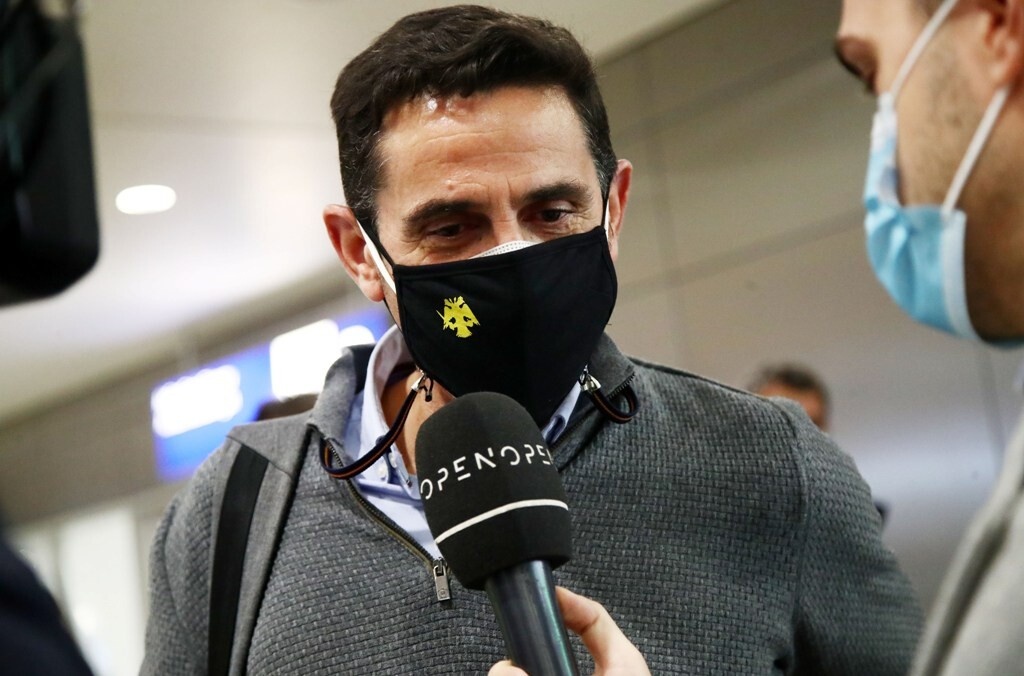 Χιμένεθ: «Ξεκινάω άμεσα δουλειά στην ΑΕΚ»