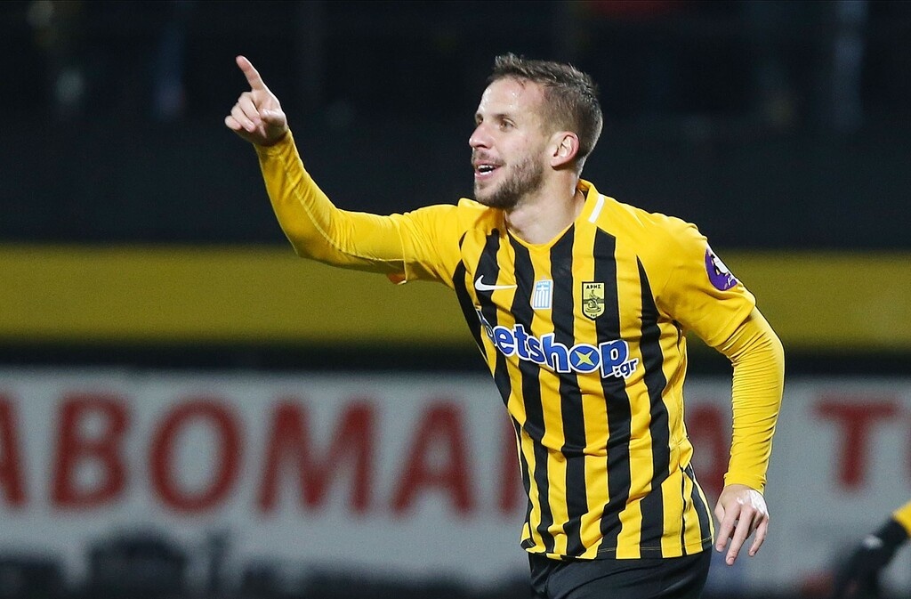 Άρης: Μήνυμα από Νέτο σε Καρυπίδη για... ανανέωση με Σάσα (photos)