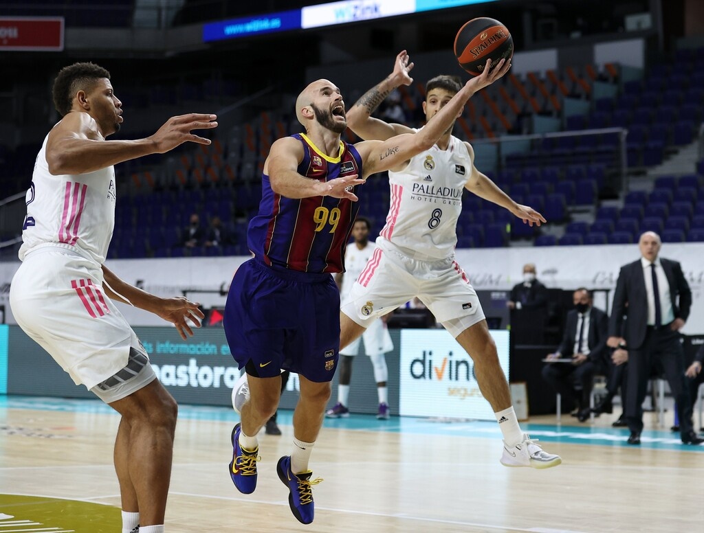 Ρεάλ Μαδρίτης - Μπαρτσελόνα 82-87: Με την υπογραφή του Μίροτιτς (video+photos)