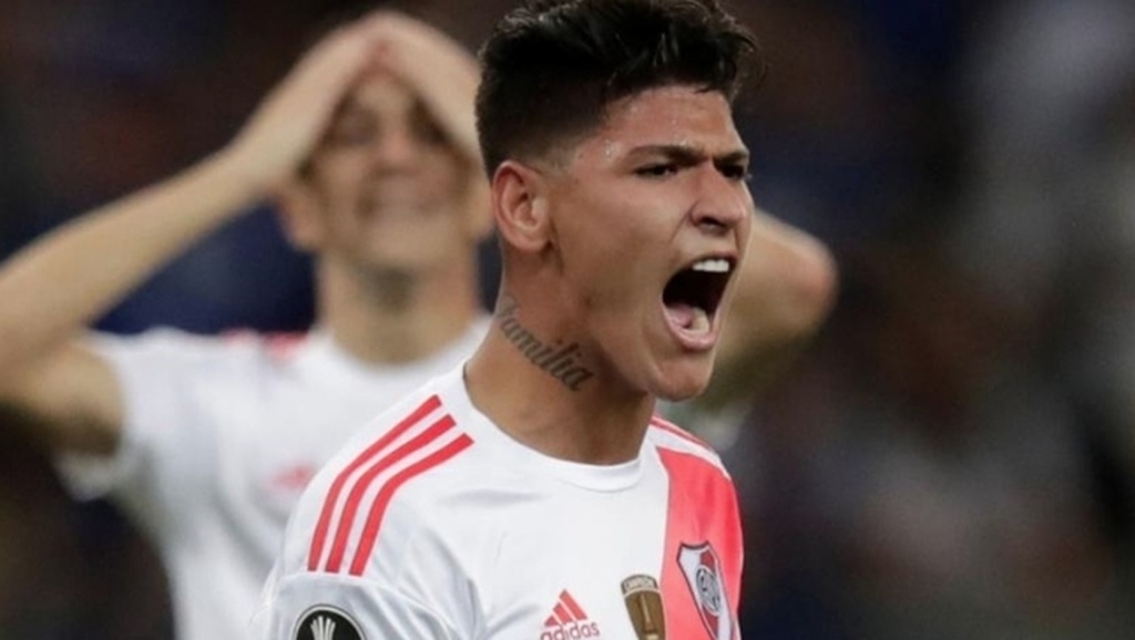 Ολυμπιακός: Δυνατά για αστέρι της Ρίβερ Πλέιτ (photos+video)