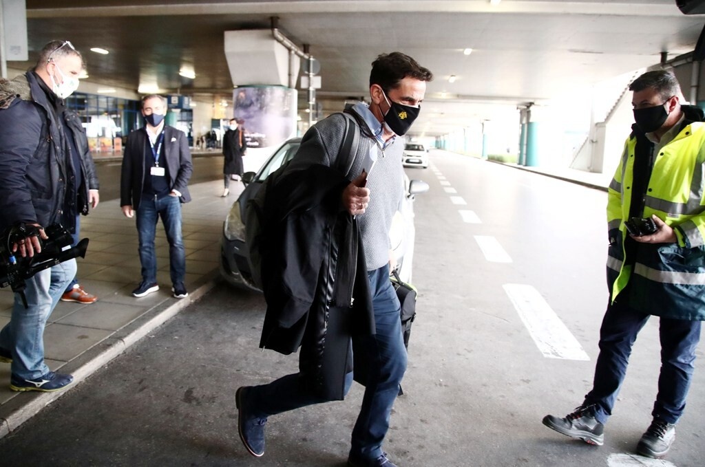 ΑΕΚ: Έφτασε Αθήνα ο Χιμένεθ (video)