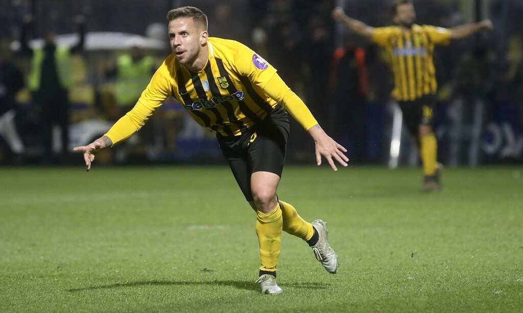 Άρης: Μήνυμα από Νέτο σε Καρυπίδη για... ανανέωση με Σάσα (photos)