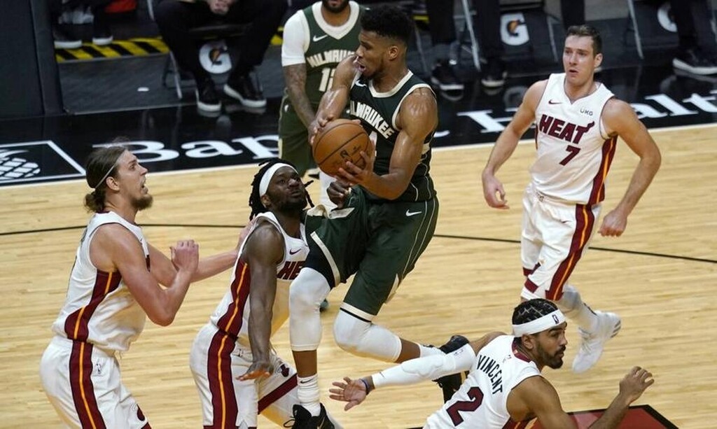 Μαϊάμι Χιτ-Μιλγουόκι Μπακς 119-108: Δεν έφτανε ο Γιάννης (photos+video)