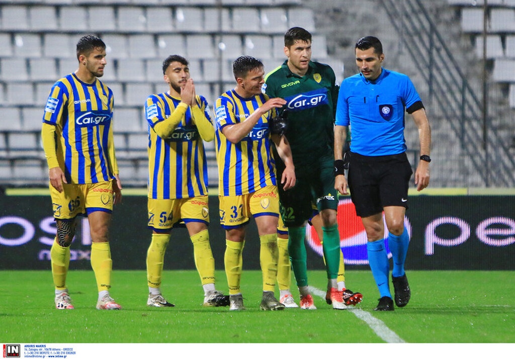 Super League: Οι αποκαλύψεις της χρονιάς! (videos+photos)