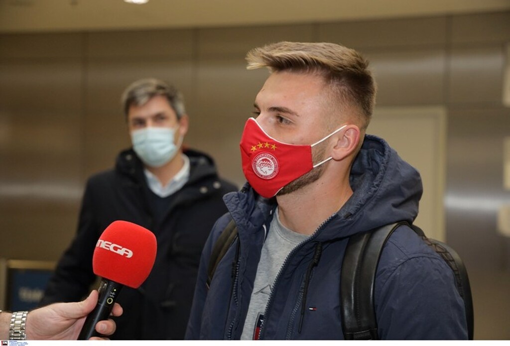Ολυμπιακός: Έφτασε ο Ρέαμπτσιουκ που άλλαξε χρόνο στον αέρα! (Photos)